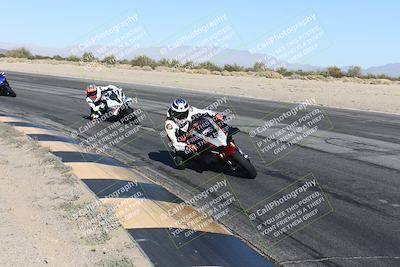 media/Dec-01-2025-Moto Forza (Mon) [[2daa91e15f]]/1-Advanced Group/Session 4 (Turn 10 Inside)/